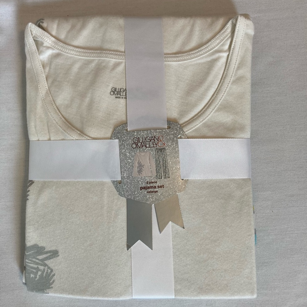 Gilligan & O'Malley Cream Pajama Set